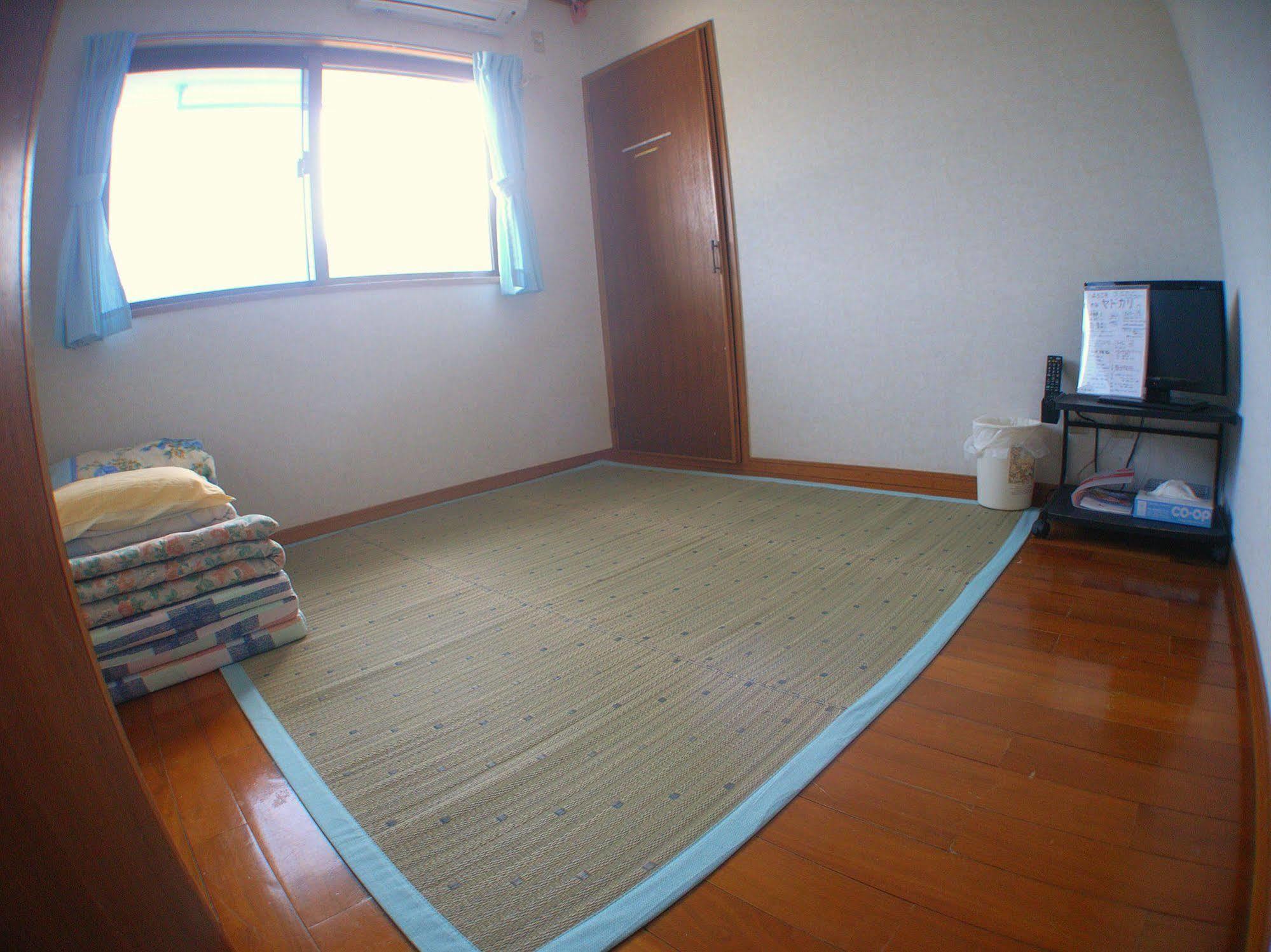 Hotel Minshuku Yadokari Zamami Esterno foto